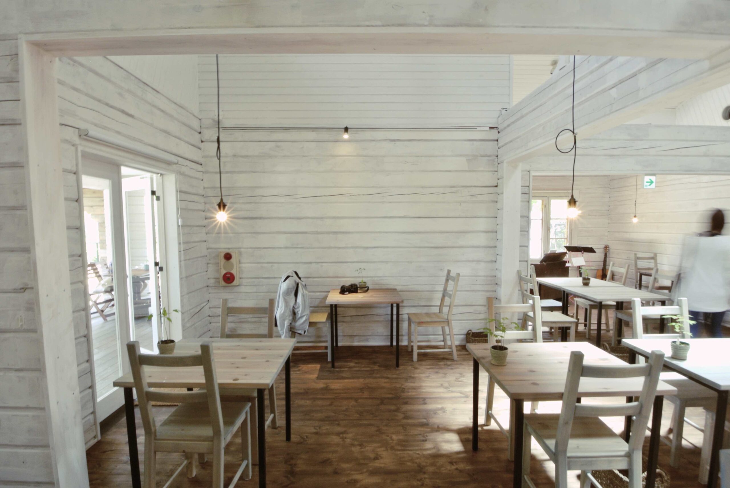 シキナミカズヤ建築研究所の施工事例｜地方移住で叶える木造住宅。自然と調和し、感情を揺さぶる設計で普遍的な居心地を生む住まい